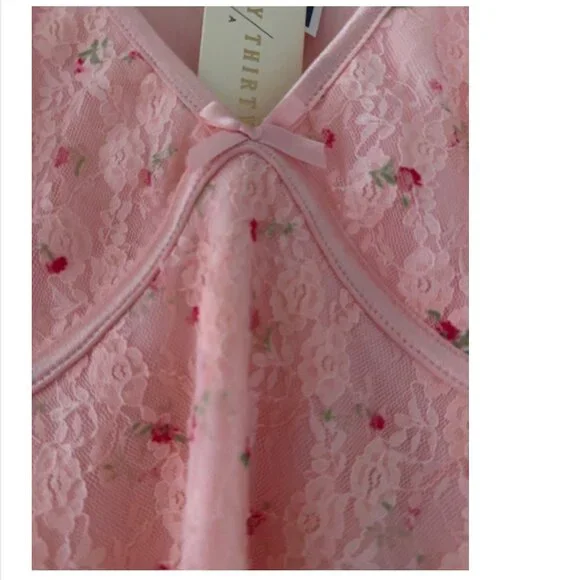 Thirty Thirty Floral Lace Coquette Romantic Feminine Fairy Barbiecore - Picture 4 of 7